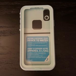 Brand new without tags iPhone XR life proof case